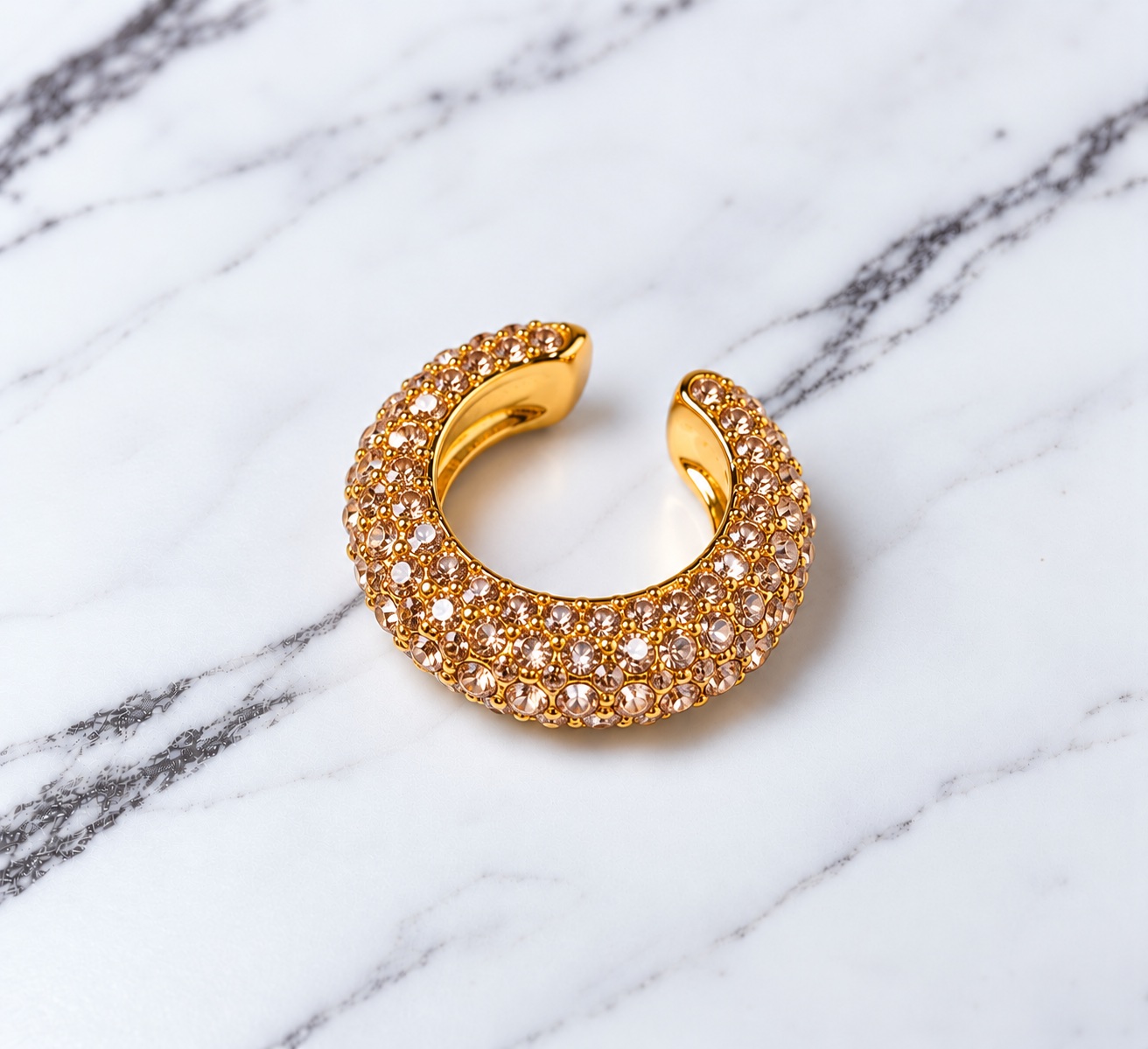 Earcuff Dorado Brillante